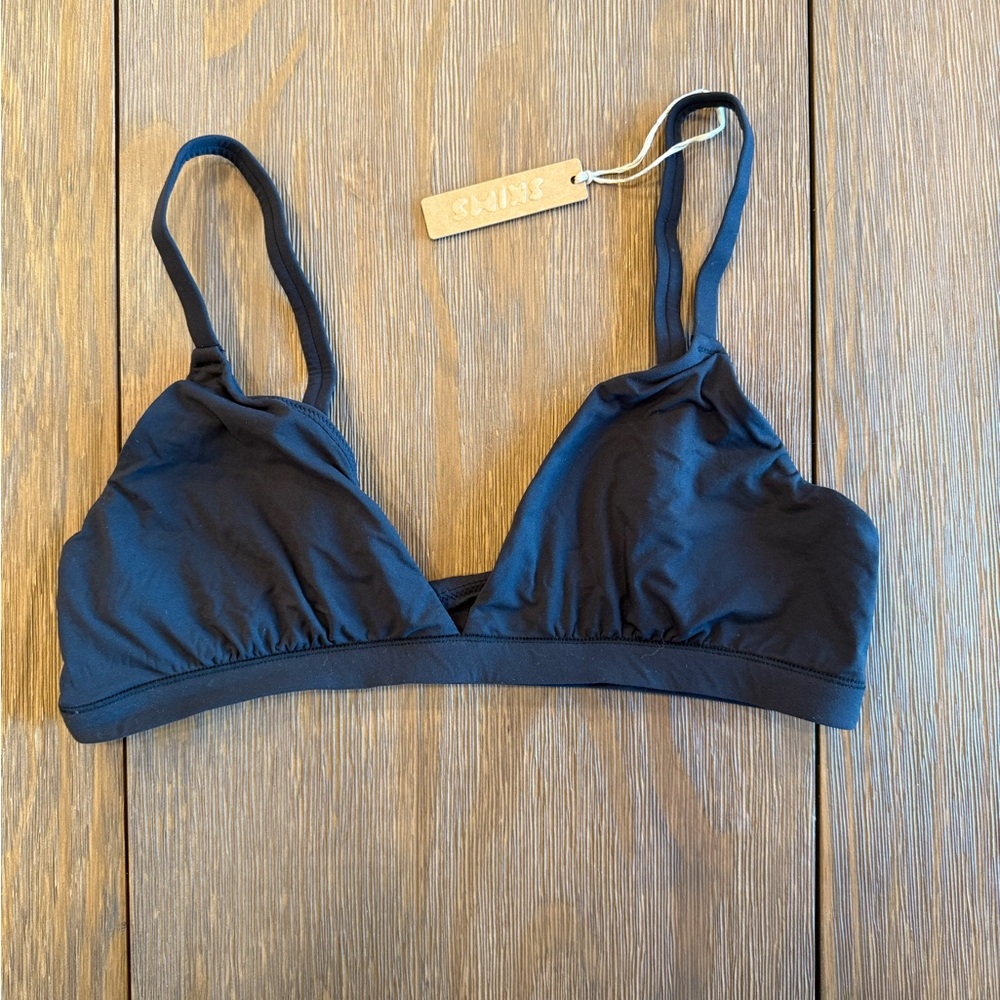 SKIMS Onyx Triangle Bra - Size Large - NWT